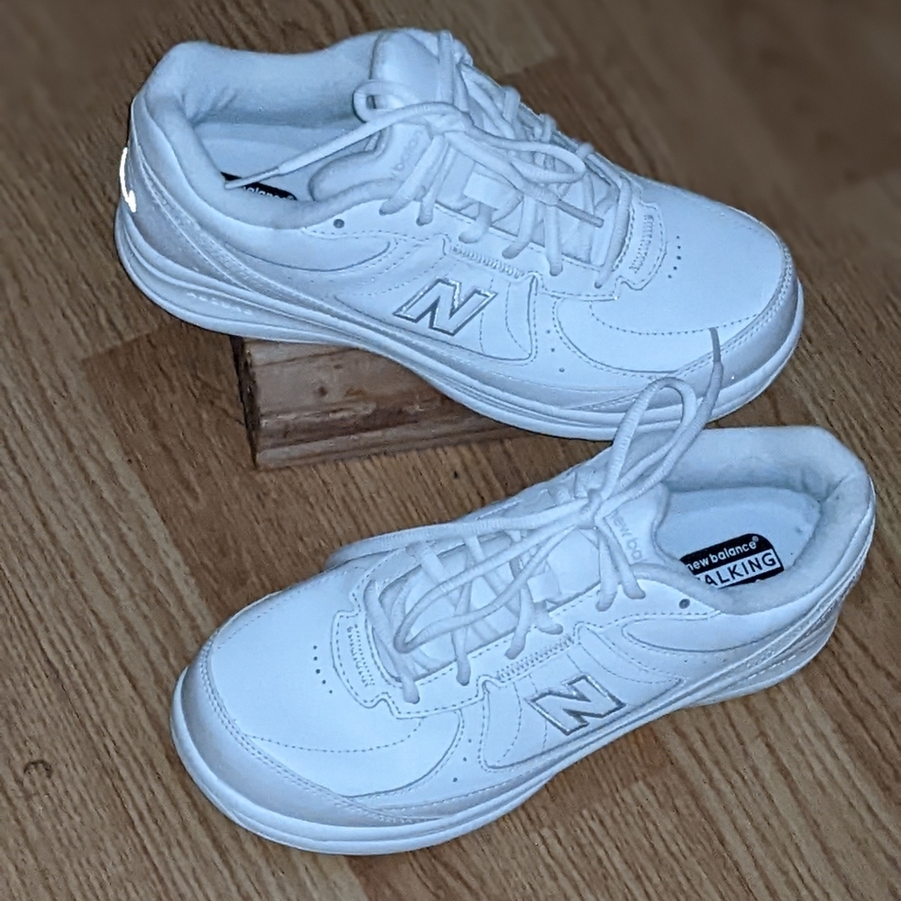 New Balance | 577- DSL-2 Walking White Round Toe Sneakers Lace Up Sz 8